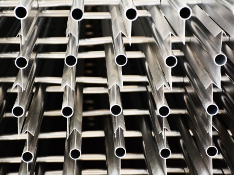 制冷鋁排管焊接時(shí)應(yīng)注意的事項(xiàng)